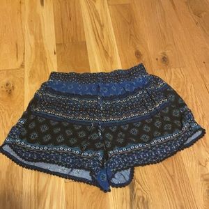 Hollister shorts size large!